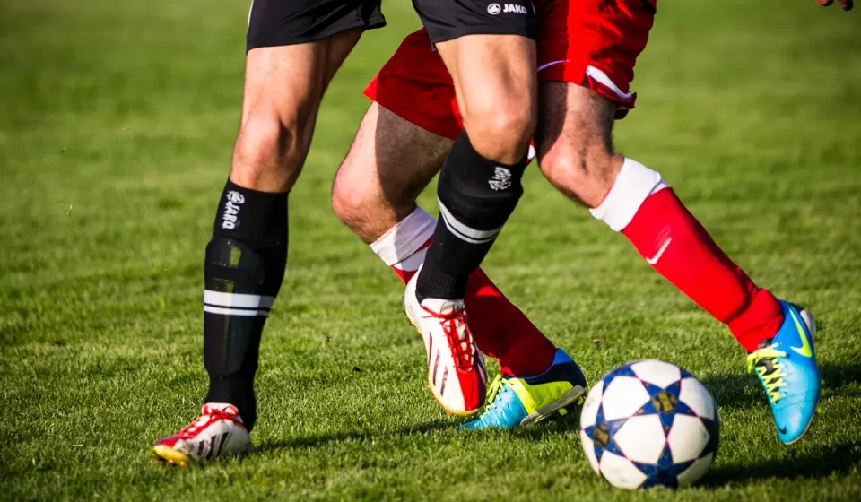 5 Quick Football Drills for Busy Players